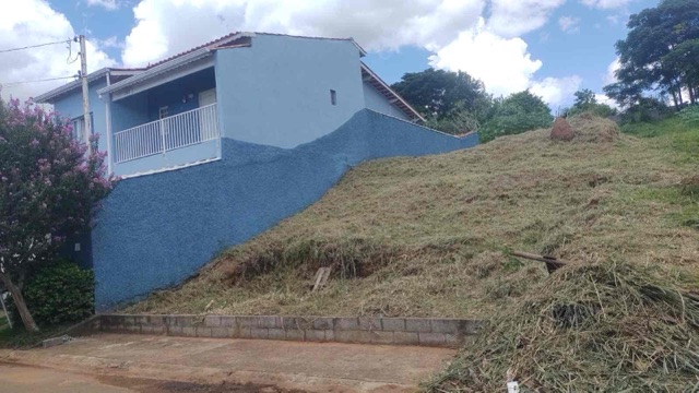 Terreno com 258m², à venda, no bairro Penha em Bragança Paulista