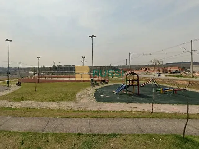 Terreno com 202m², à venda, no bairro Portal dos Pássaros em São José dos Campos