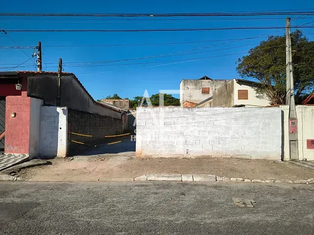Terreno com 127m², à venda, no bairro Jardim Marieta em Taubaté