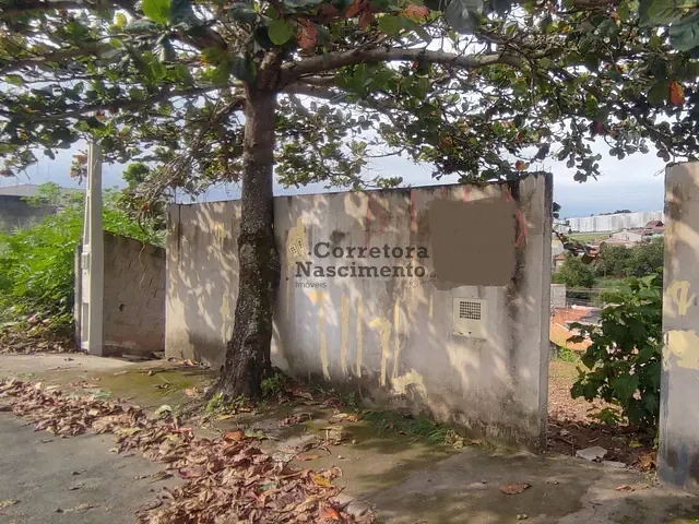 Terreno com 180m², à venda, no bairro Parque Santo Antônio em Jacareí