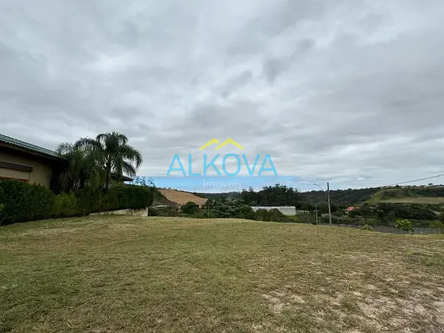 Terreno com 803m², à venda, no bairro Torrão de Ouro em São José dos Campos