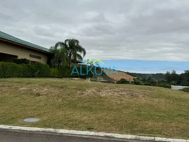 Terreno com 803m², à venda, no bairro Torrão de Ouro em São José dos Campos