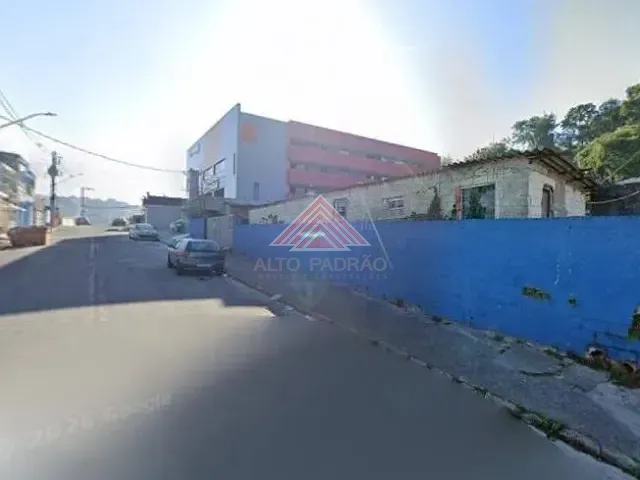 Terreno com 849m², à venda, no bairro Vila Magini em Mauá