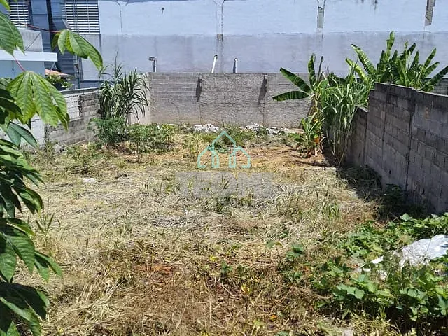 Terreno com 250m², à venda, no bairro Residencial Estoril em Taubaté