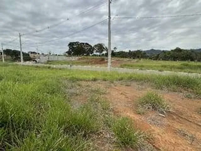 Terreno com 300m², à venda, no bairro Sierra em Extrema