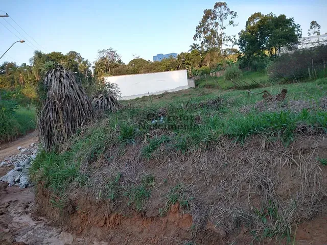Terreno com 250m², à venda, no bairro Veraneio Ijal em Jacareí