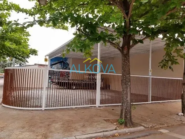 Terreno com 215m², à venda, no bairro Parque Industrial em São José dos Campos