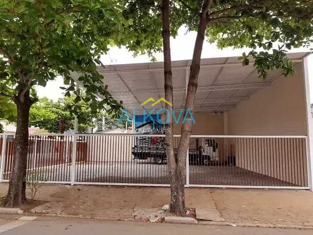 Terreno com 215m², à venda, no bairro Parque Industrial em São José dos Campos