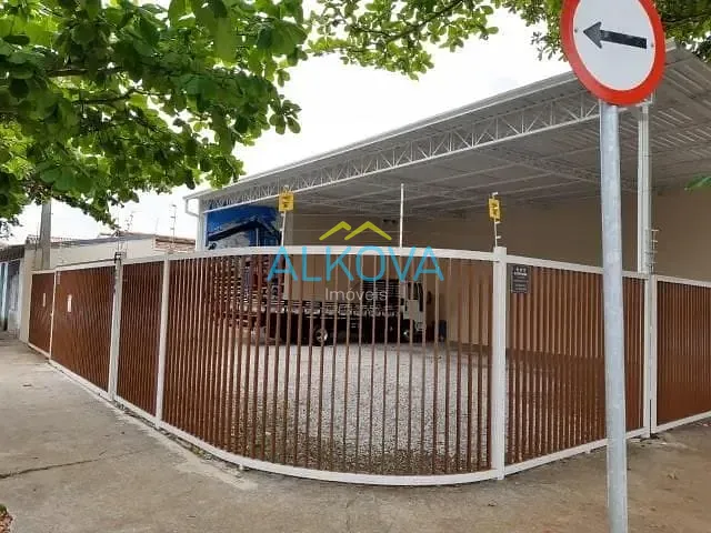 Terreno com 215m², à venda, no bairro Parque Industrial em São José dos Campos