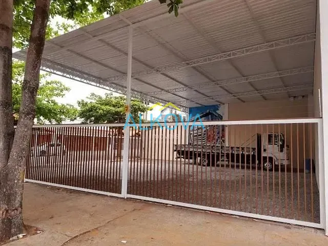 Terreno com 215m², à venda, no bairro Parque Industrial em São José dos Campos