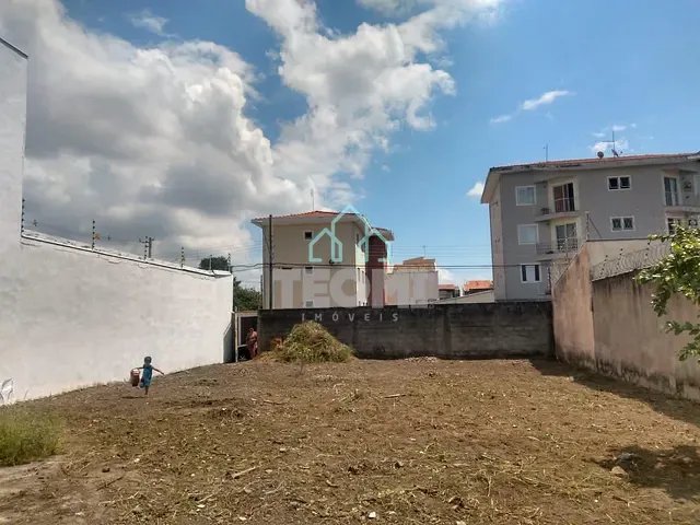 Terreno com 241m², à venda, no bairro Vila Aparecida em Taubaté