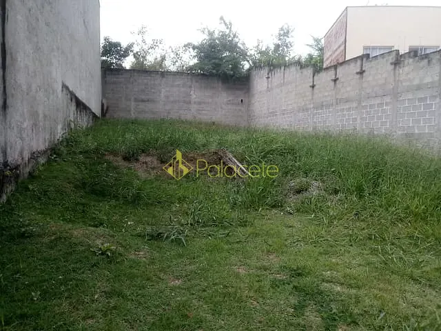 Terreno com 250m², à venda, no bairro Vila Suiça em Pindamonhangaba