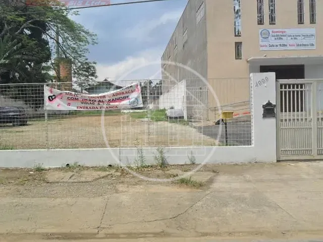 Terreno com 800m², à venda, no bairro Interlagos em São Paulo