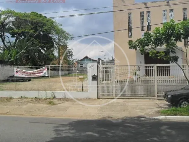 Terreno com 800m², à venda, no bairro Interlagos em São Paulo