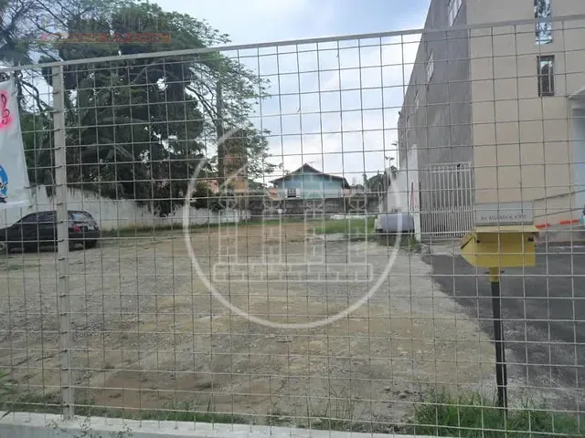 Terreno com 800m², à venda, no bairro Interlagos em São Paulo