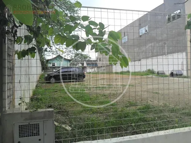 Terreno com 800m², à venda, no bairro Interlagos em São Paulo