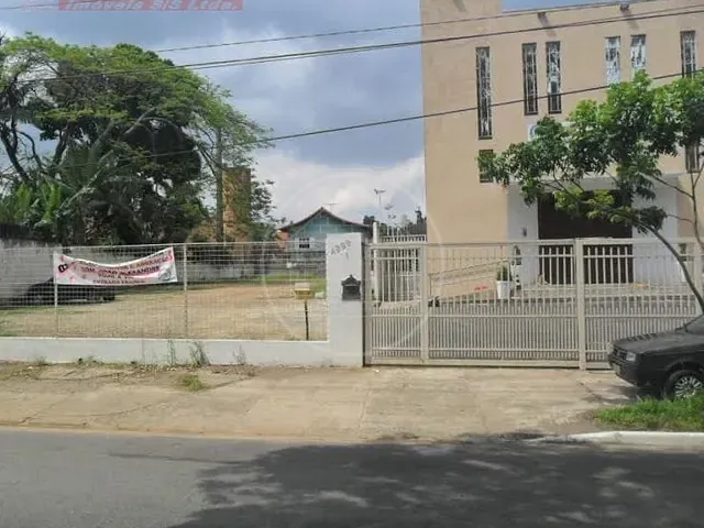 Terreno com 800m², à venda, no bairro Interlagos em São Paulo