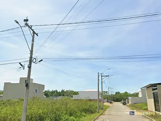 Terreno com 200m², à venda, no bairro Alphaville IV em Campos dos Goytacazes
