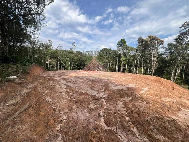 Terreno com 2064m², à venda, no bairro Quarta Divisão em Ribeirão Pires