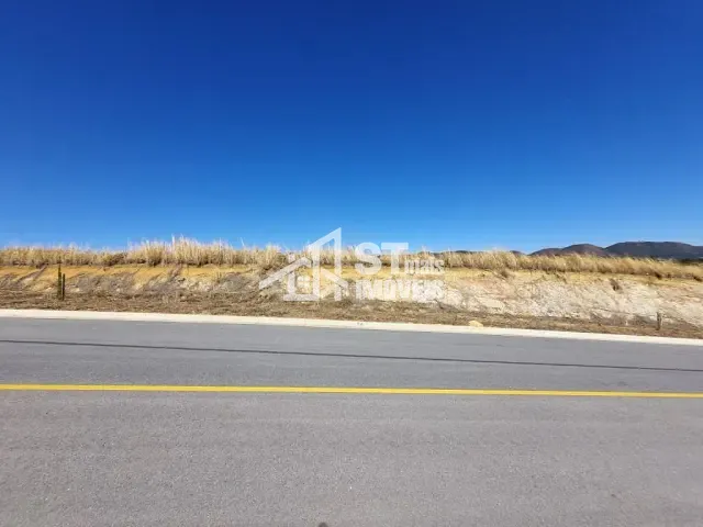 Terreno com 1000m², à venda, no bairro Zona Rural em Andradas