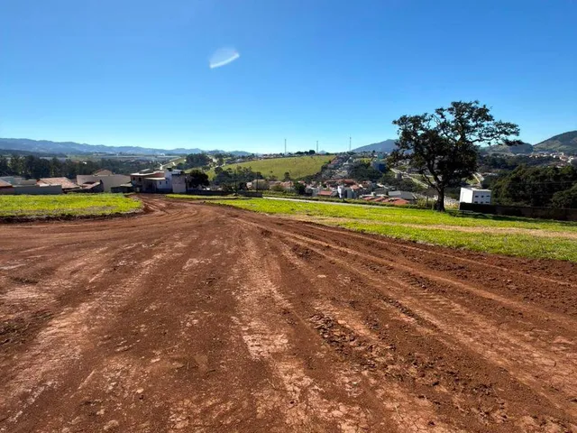 Terreno com 200m², à venda, no bairro Ponte Nova em Extrema
