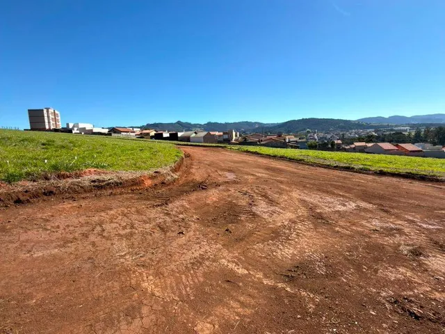 Terreno com 200m², à venda, no bairro Ponte Nova em Extrema