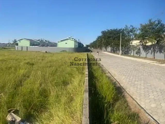 Terreno com 300m², à venda, no bairro Jardim Santa Maria em Jacareí