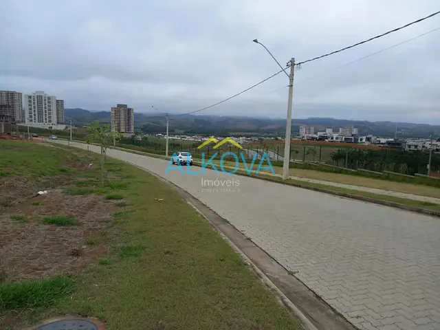 Terreno com 330m², à venda, no bairro Urbanova em São José dos Campos