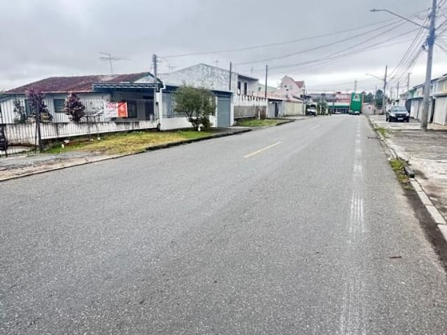 Terreno à venda, no bairro Cajuru em Curitiba