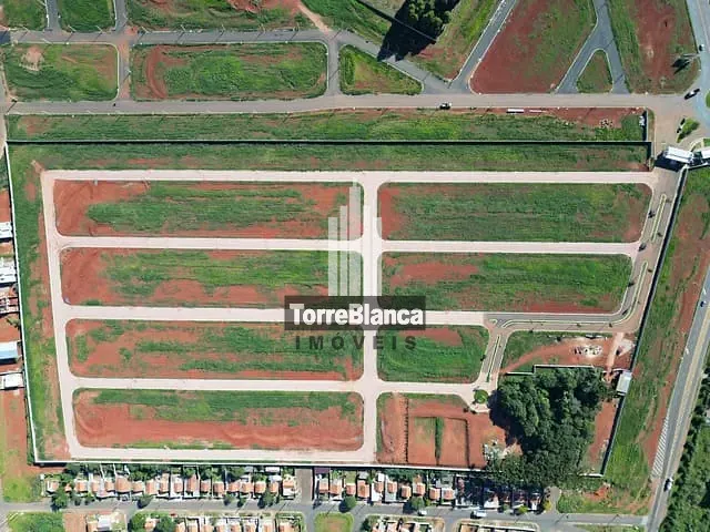 Terreno com 205m², à venda, no bairro Cará-Cará em Ponta Grossa