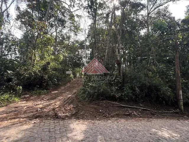 Terreno com 2043m², à venda, no bairro Quarta Divisão em Ribeirão Pires