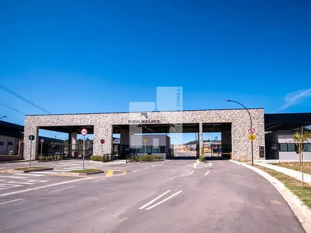 Terreno com 420m², à venda, no bairro Corrupira em Jundiaí