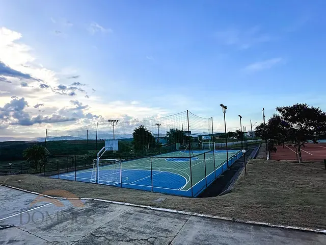 Terreno com 590m², à venda, no bairro Condomínio Lagoa Silvana - Parques do Vale em Caratinga