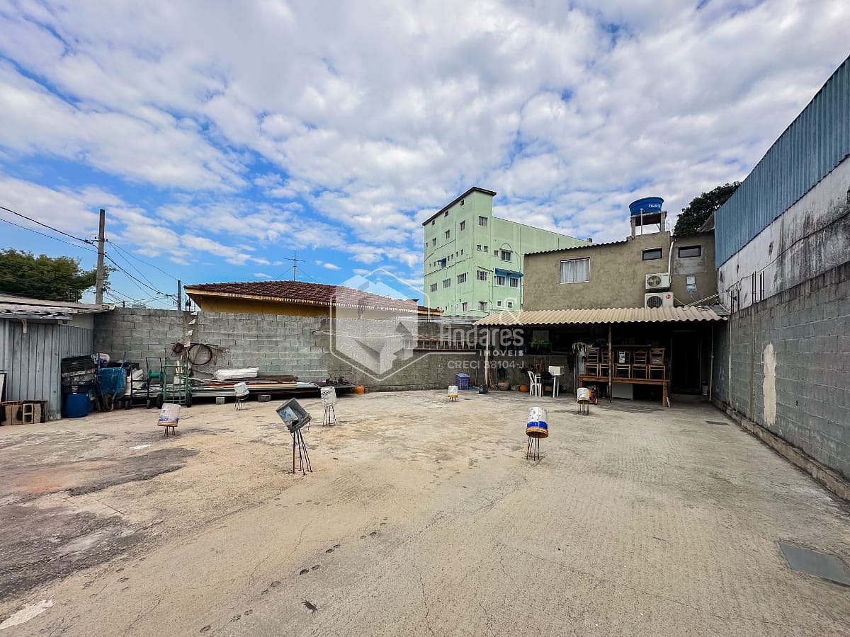 Terreno à venda com 1 quarto, 10m² - Foto 1