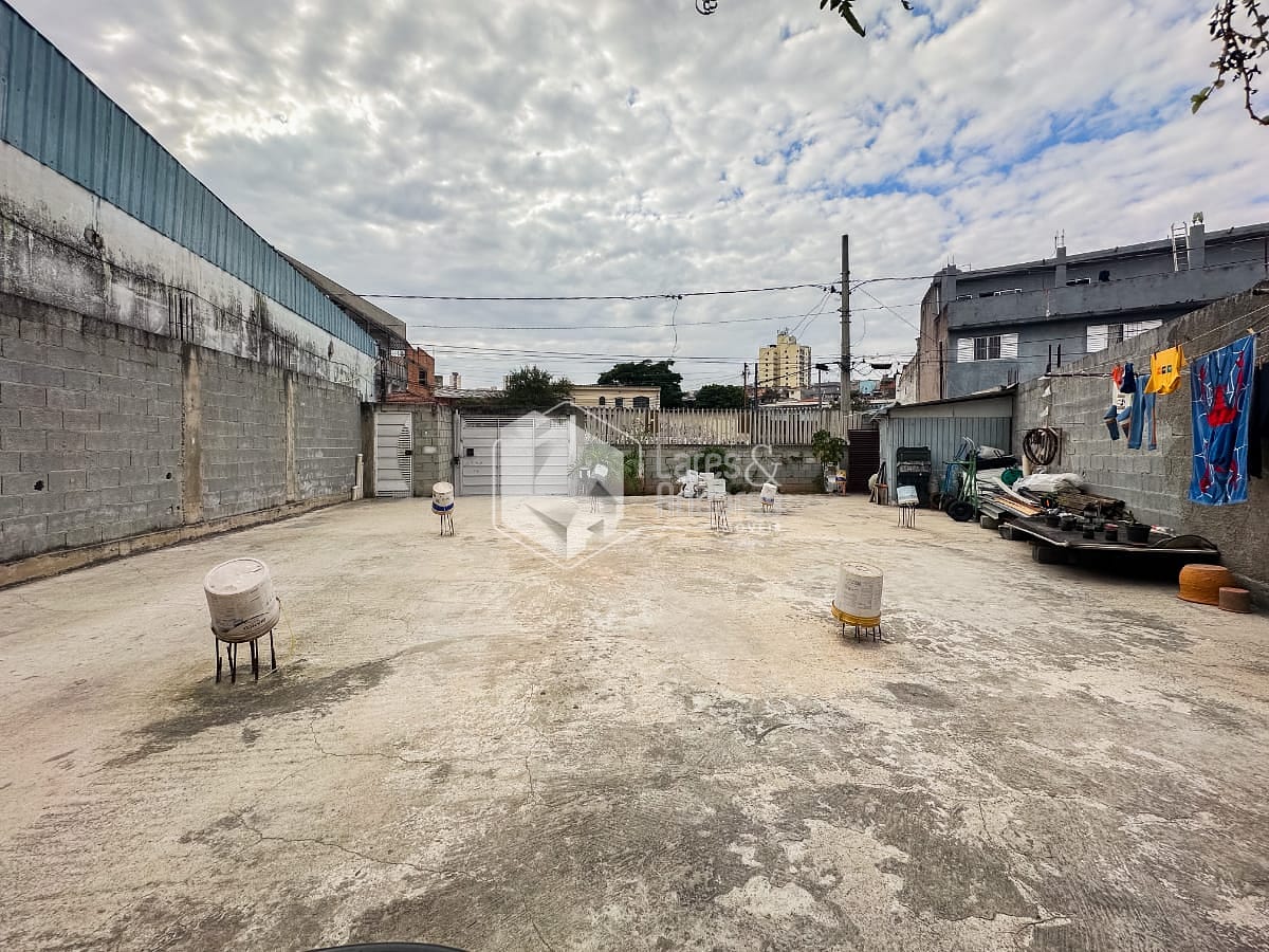 Terreno à venda com 1 quarto, 10m² - Foto 2
