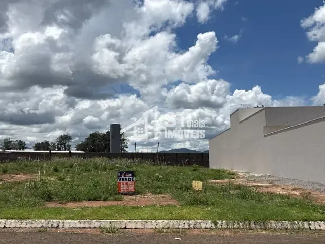Terreno com 535m², à venda, no bairro Clube Campestre em Andradas