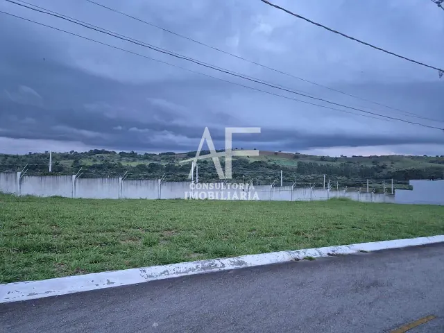 Terreno com 250m², à venda, no bairro Vale dos Cristais em Taubaté