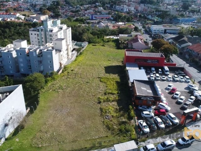 Terreno à venda, no bairro Uberaba em Curitiba