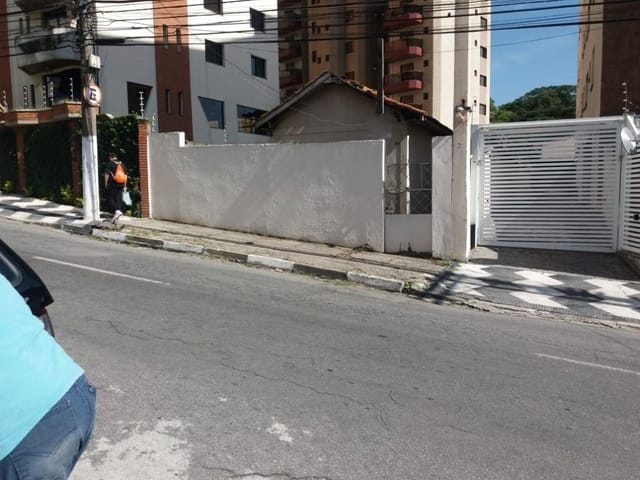 Terreno com 220m², à venda, no bairro Centro em Osasco