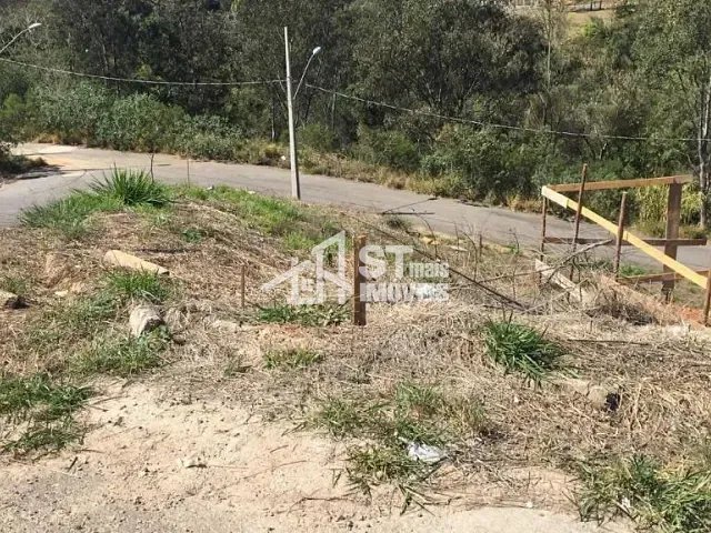 Terreno com 160m², à venda, no bairro David de Paula em Andradas
