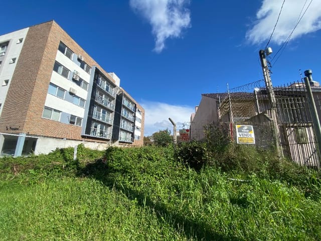 Terreno com 560m², à venda, no bairro Areal em Pelotas