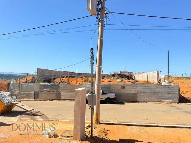 Terreno com 753m², à venda, no bairro Condomínio Lagoa Silvana - Parques do Vale em Caratinga