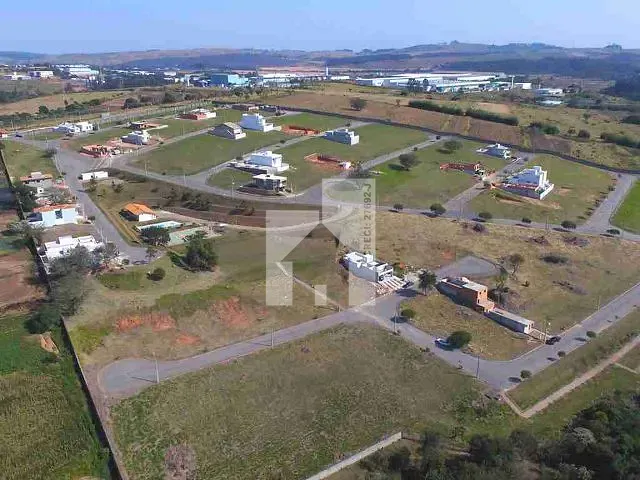 Terreno com 250m², à venda, no bairro Pinhal em Cabreúva