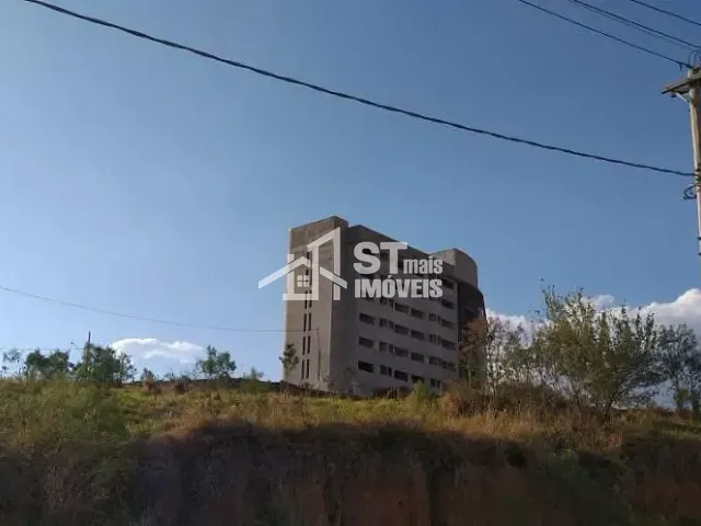 Terreno com 200m², à venda, no bairro Jardim Amélia em Andradas
