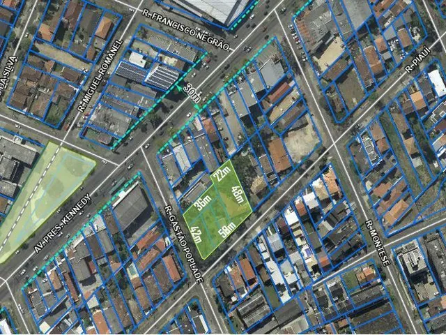 Terreno à venda, no bairro Parolin em Curitiba
