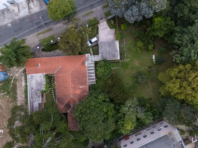 Terreno à venda, no bairro Parolin em Curitiba