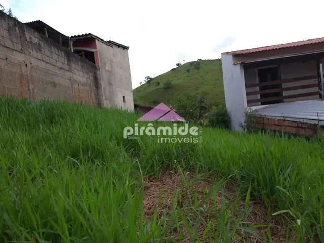 Terreno com 140m², à venda, no bairro Santa Cruz em Jambeiro