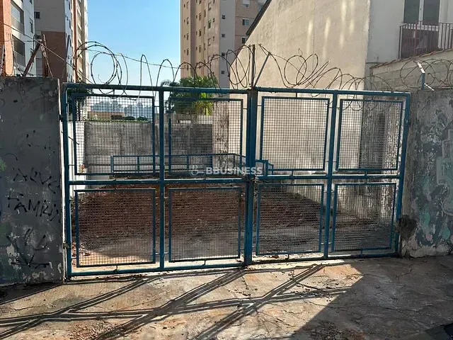 Terreno com 700m², à venda, no bairro Fundação em São Caetano do Sul