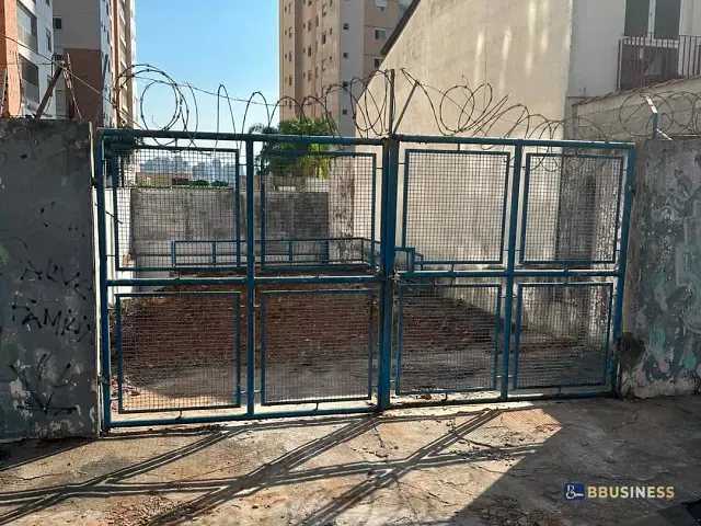 Terreno com 700m², à venda, no bairro Fundação em São Caetano do Sul