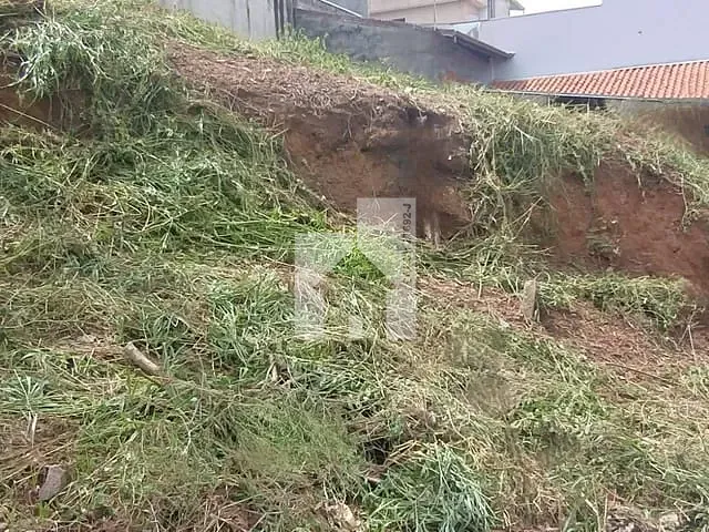 Terreno com 242m², à venda, no bairro Jardim Vera Regina em Campo Limpo Paulista